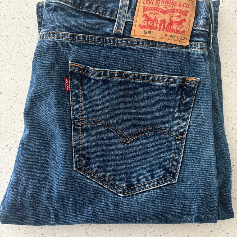 #064 Levi's 505 Men's 40x32 Original Straight Classic Fit Zipper Jeans